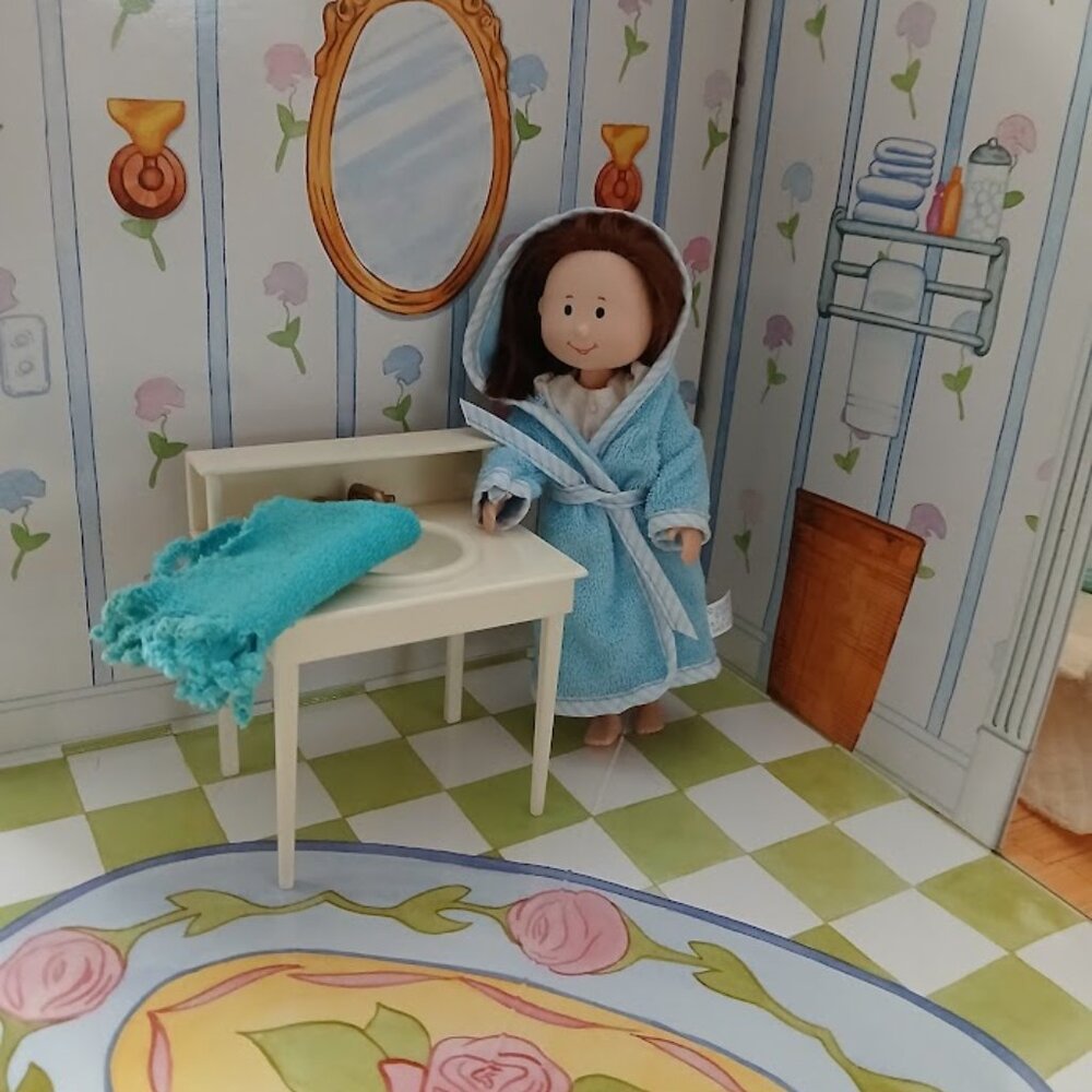 Madeline bathroom furniture set